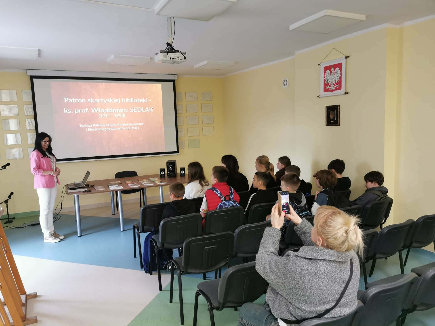 You are currently viewing Ks. prof. Włodzimierz Sedlak – lekcja biblioteczna