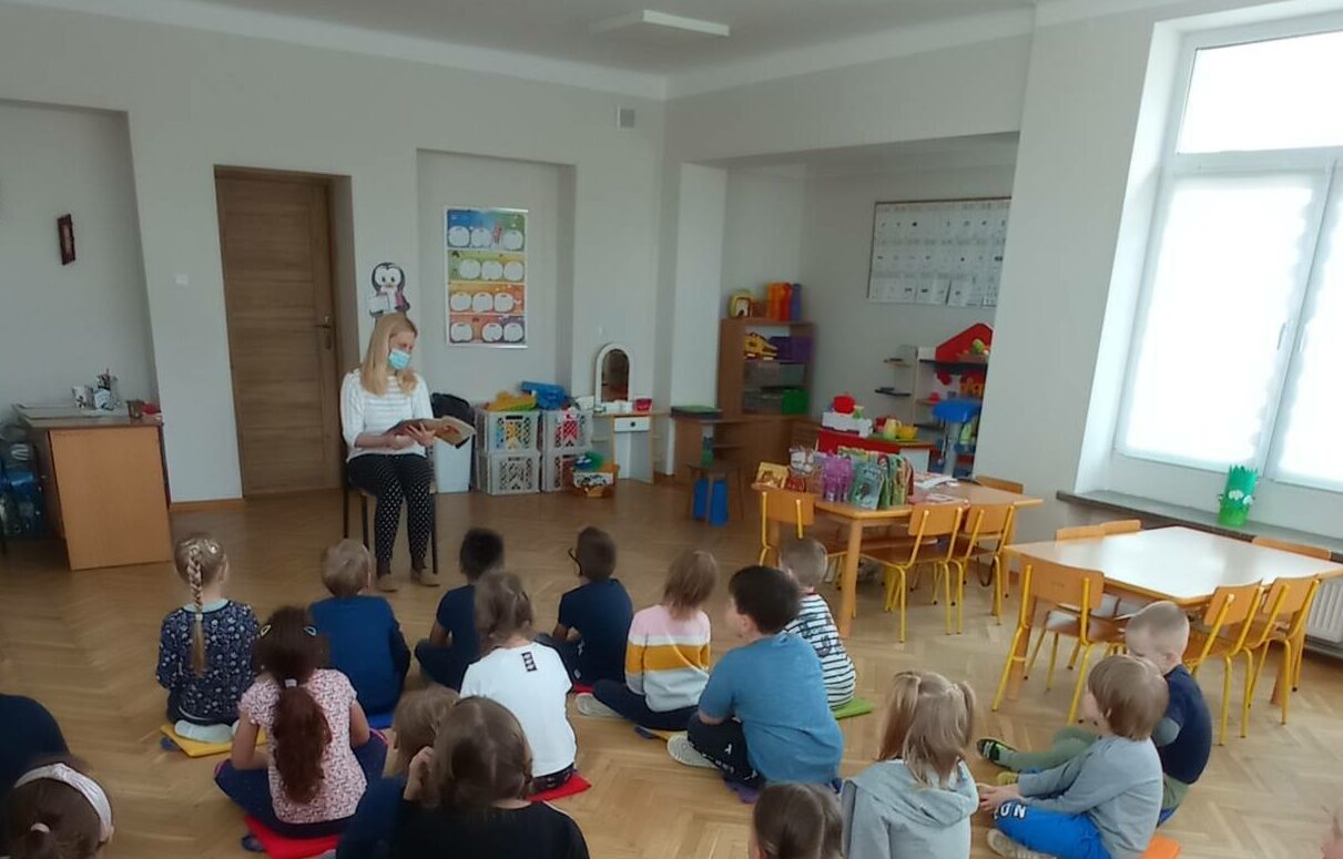 You are currently viewing „Przygody Tappiego z Szumiącego Lasu” – XX Ogólnopolski Tydzień Czytania Dzieciom