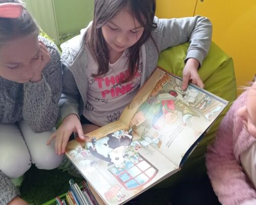 „Porozmawiajmy o książkach, Tygrysie”.