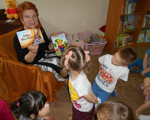 Opowieści skarżyskie – Czytamy dzieciom