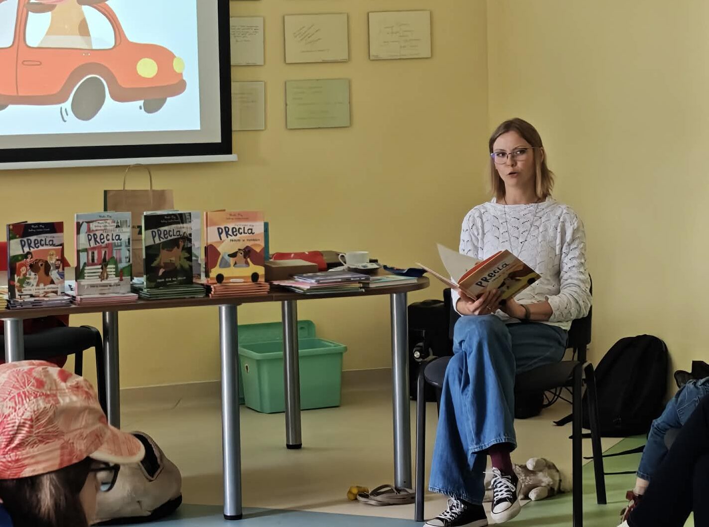 You are currently viewing Spotkanie autorskie z Martą Maj oraz jej wyjątkowym towarzyszem – psem Preclem