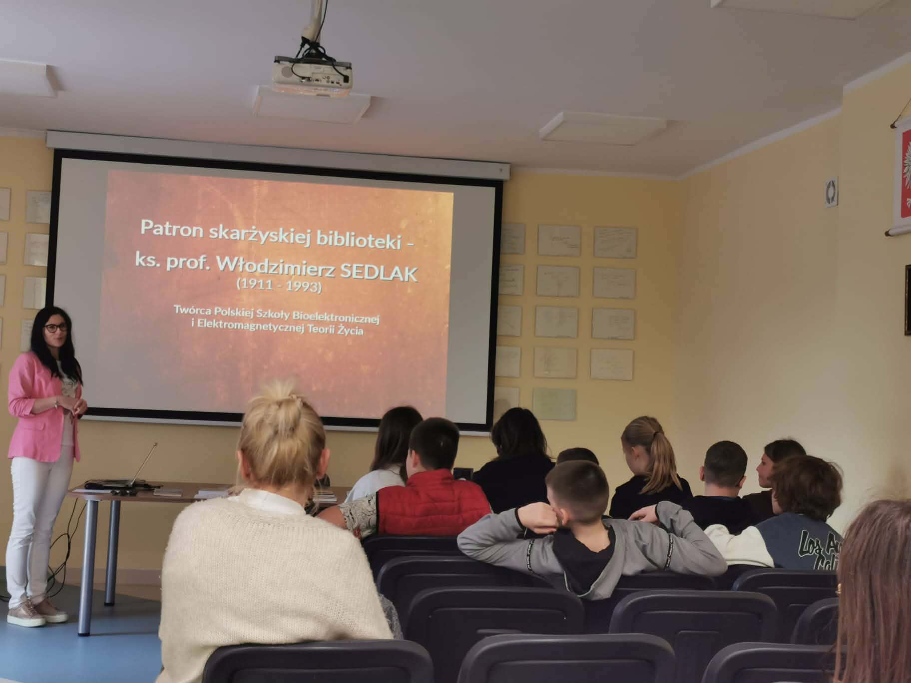 You are currently viewing Ks. prof. Włodzimierz Sedlak – lekcja biblioteczna