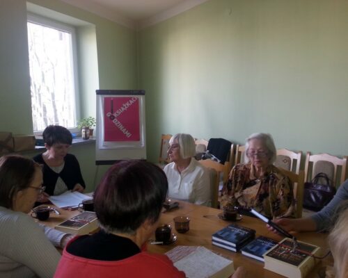 Dyskusyjny Klub Książki – kwiecień 2016