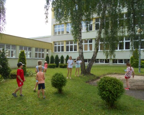 „Letnia czytelnia: Eko zabawy” – wakacje w bibliotece