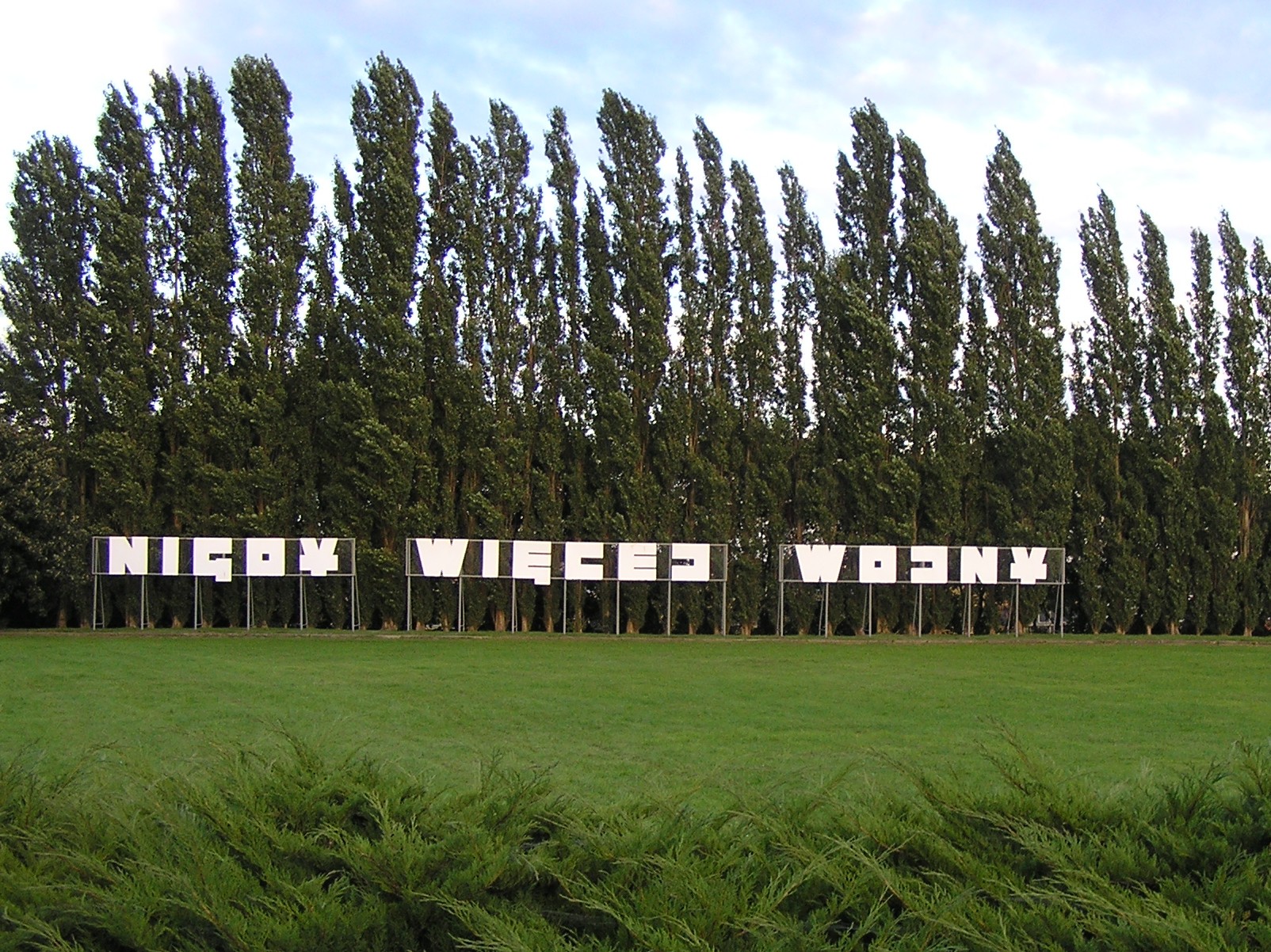 You are currently viewing Wystawy w miesiącu: wrzesień 2007