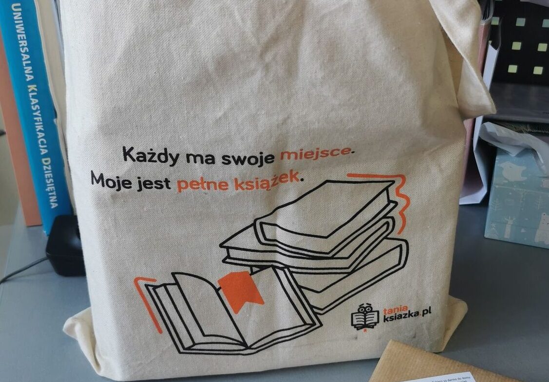 You are currently viewing „Zabierz książkę na wakacje” – ruszyła 3 edycja