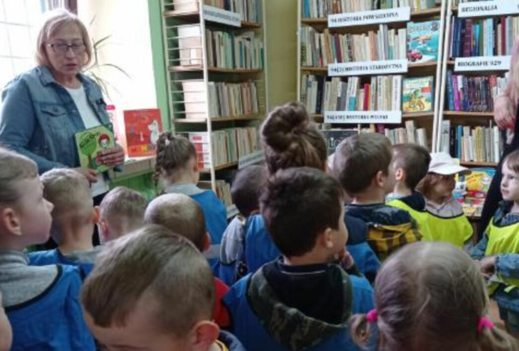 You are currently viewing Tydzień Bibliotek „Biblioteka – świat w jednym miejscu” Filia biblioteczna nr 4 (ul. Sportowa)