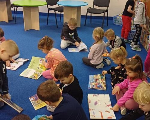 Muchomorki w bibliotece