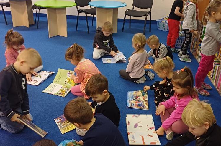 You are currently viewing Muchomorki w bibliotece